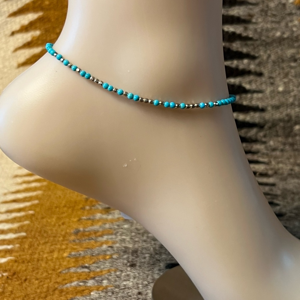 9 1/2 inch turquoise & silver bead anklet